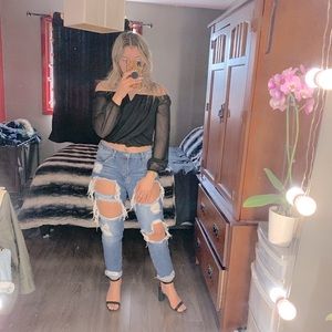 Distressed Denim Mom Jeans 💙👖